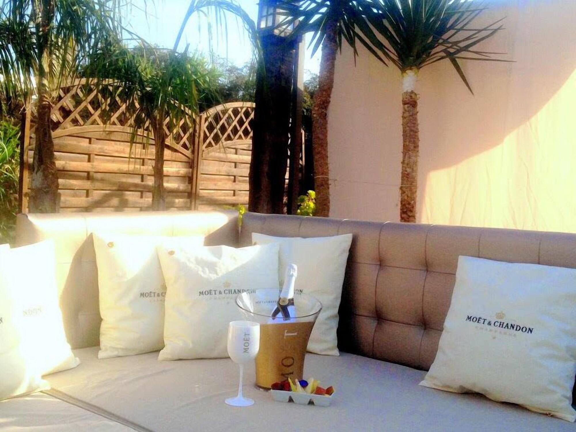 Hotel Boutique Varadero ساهارا ذي لوس أتونِس المظهر الخارجي الصورة